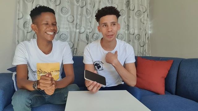 Apple's iPhone 12, is It worth it for South Africans? 🇿🇦 смотреть онлайн
