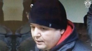 Ходил в белых строительных перчатках.....\Бахтиер Матякубов
