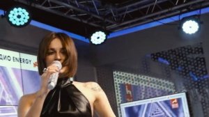 Сравнение вокала  Анна АСТИ VS Севиль