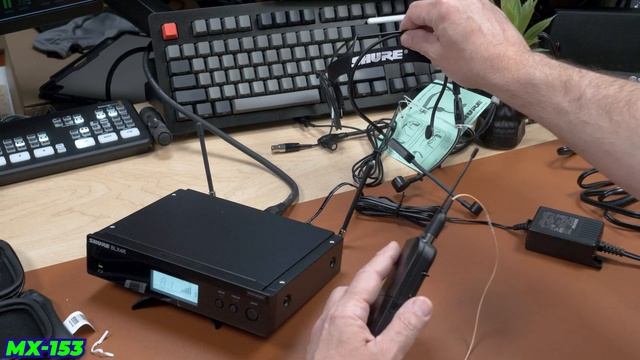 THE ULTIMATE HEADSET MIC TEST: SHURE MX153, PGA31, WH20, SM35 смотреть онлайн