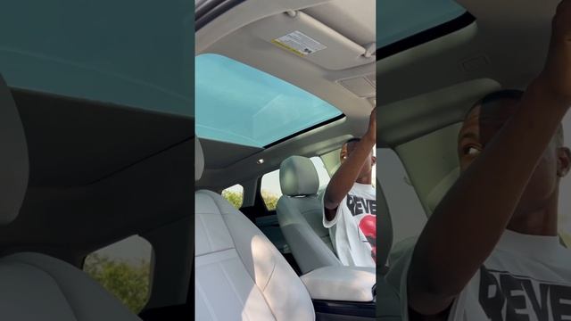 The All New 2020 Range Rover Evoque 🥶 Beautiful 😍 #landrover #rangerover #olaoflagos смотреть онлайн