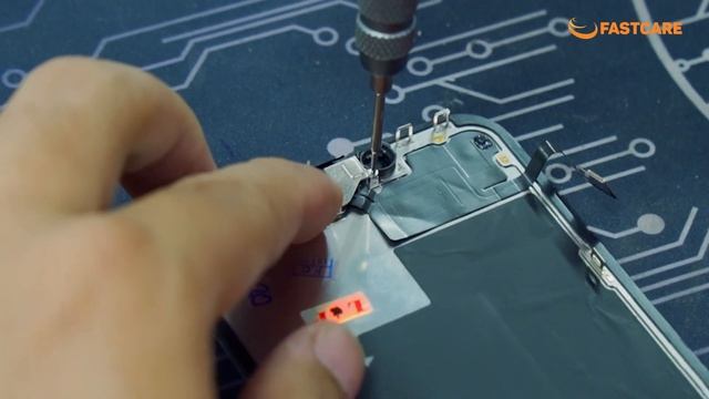 Thay màn hình iPhone 13 - iPhone 13 screen replacement | Fastcare смотреть онлайн