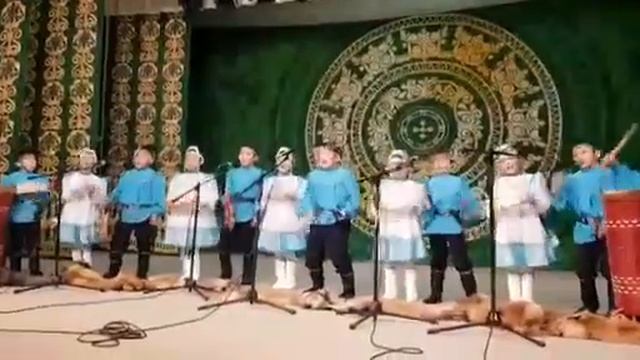Ученики 2 класса МБОУ «Хаптагайской СОШ им.Кеши Алексеева». смотреть онлайн