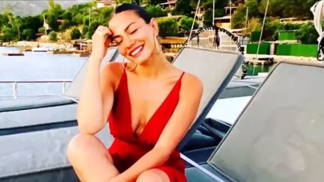 Demet Özdemir: ¡Tengo mucho miedo! смотреть онлайн