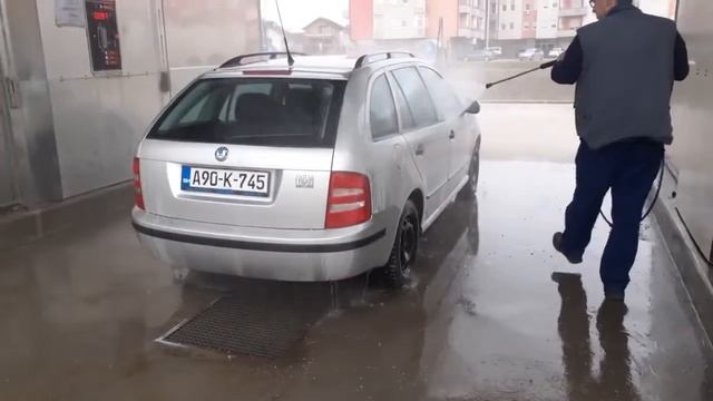 How To Use a Self Service Car Wash? (Coin Operated) смотреть онлайн