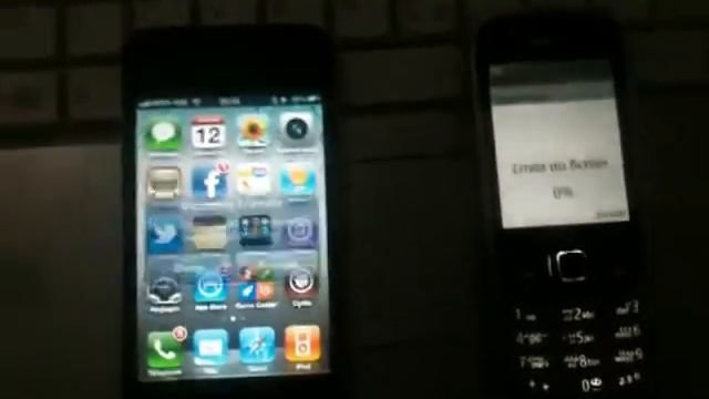 Celeste Bleutooth pour iPhone/iPod Cracked by Snakeo смотреть онлайн