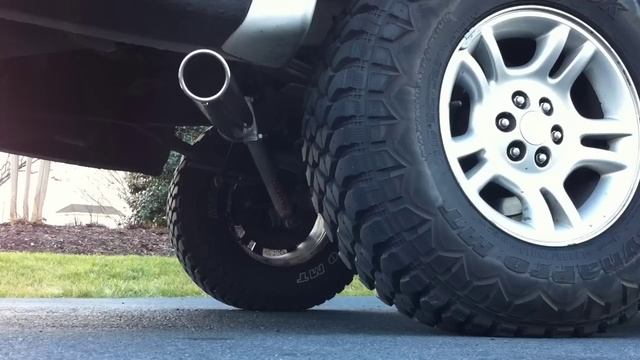 Dodge Dakota with Magnaflow Muffler смотреть онлайн