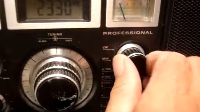 GRUNDIG SATELLIT MODEL 2400 PROFESSIONAL HAM RADIO RECEIVER смотреть онлайн