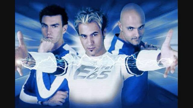 Eiffel 65 - Blue (SEGA Genesis Version)