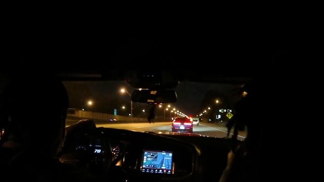 CUTTING UP IN TRAFFIC SCATPACK 392*INSANE DOWNSHIFTS* смотреть онлайн
