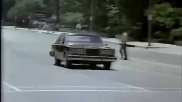 1984 Lincoln Town Car - Commercial смотреть онлайн