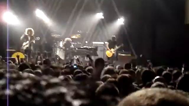 Wolfmother Apple Tree O2 Glasgow 14-01-10 смотреть онлайн