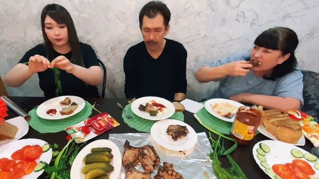 МУКБАНГ шашлыки | MUKBANG shish kebabs | смотреть онлайн
