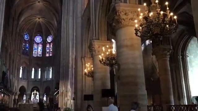 Notre Dame Cathedral Footage смотреть онлайн