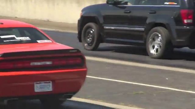 Jeep SRT-8 440 Stroker Runs 11.43 1/4 Mile Wheel Lift!! Chris Junior666 LX Nationals 2010 смотреть онлайн