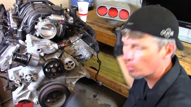 Quick Tip: 5.7 Hemi coolant bleeder location and fill procedure смотреть онлайн