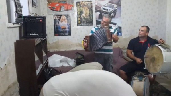 Яманди Жени и Макари Васи  (с. Чишмикёй, Молдова )