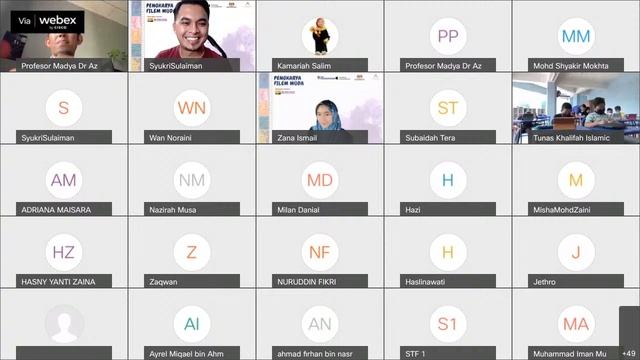 SLOT 5: Menggabungkan "AR" untuk Efek yang Menarik menggunakan 'Reality Composer' смотреть онлайн