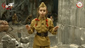 "Жди меня, и я вернусь" - читает юнармеец