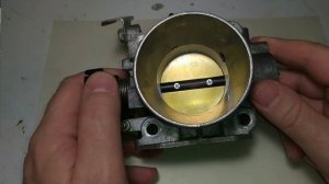 Дроссельная заслонка, демонтаж, разборка, дефектовка деталей. Часть 1.