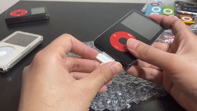 Finally Got My Hands On A U2 5th Gen iPod Classic смотреть онлайн