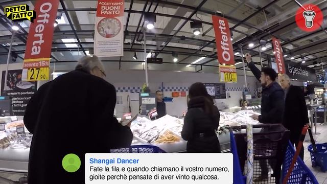 Chiedere di Passare in Fila...Con il Carrello Pieno - [Candid Camera] - Detto Fatto Ep.32 - theSho смотреть онлайн