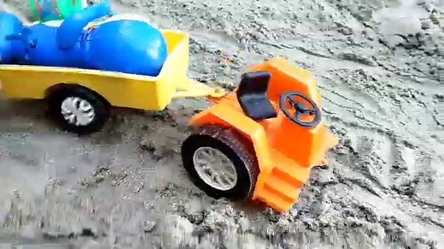 Sab Log Apne Doston Ki madad ke liye Gaddi wale toys Lekar chal Pade | Helicoptar Toys pk kids toys смотреть онлайн