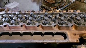 Сборка камминз 6isbe300, основные моменты затяжки, зазоры колец, регулировка клапанов, покраска.