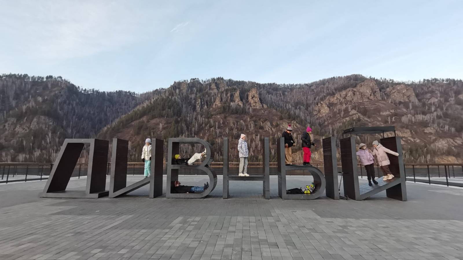 Поездка с моим 6и в Красноярск в 2022 году смотреть онлайн