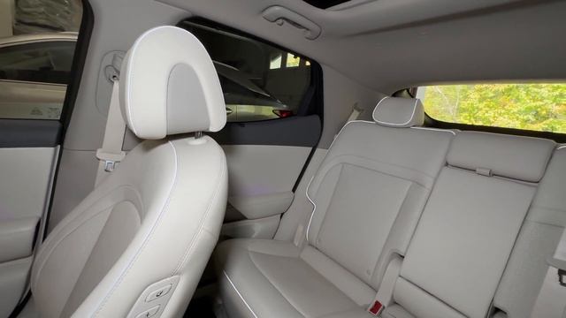 Genesis GV60 5000 Mile Review смотреть онлайн