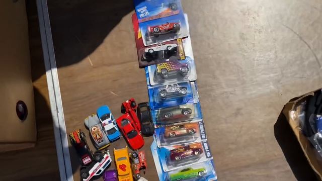 LET'S GO "PICKIN" FOR MINT DIECAST смотреть онлайн