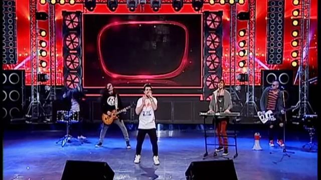 Группа "Янки" - Holding on смотреть онлайн