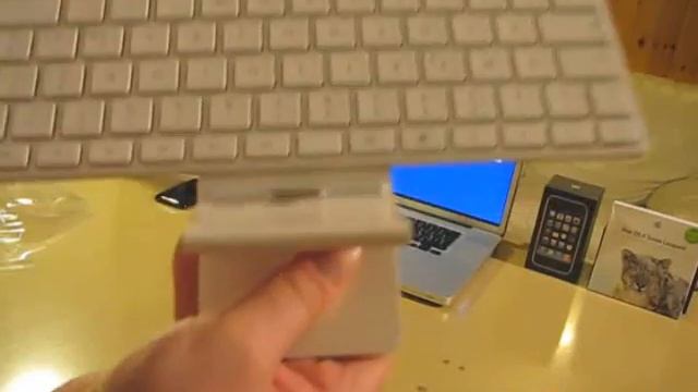 iPad Keyboard Dock Unboxing by Italiamac смотреть онлайн
