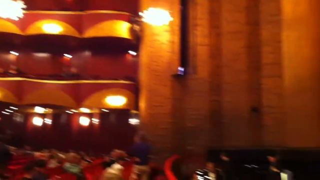 The Metropolitan Opera ( Main Room ) смотреть онлайн