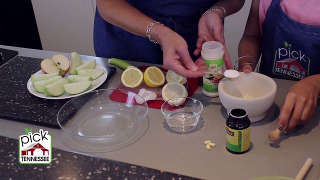 Here’s how to keep your local apples fresh, even after they’ve been sliced смотреть онлайн