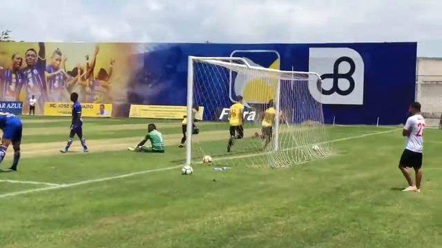 Gol del Kitu en la victoria del Barcelona sobre el Delfín смотреть онлайн