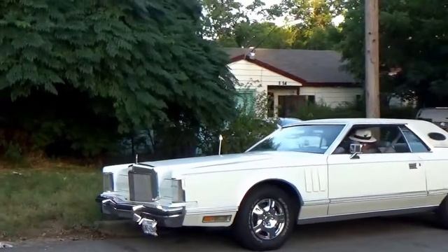 My 79' Lincoln Continental Mark V non Cartier Edition (Start up & Roll Out) смотреть онлайн