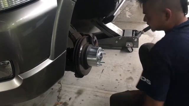 Installed wheel spacers on my truck!! смотреть онлайн
