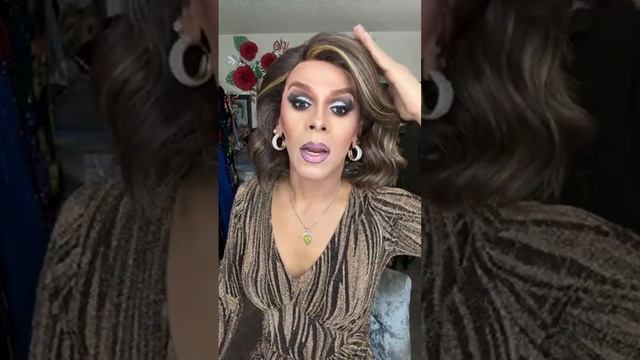 Paloma Makary Oficial Is Live!