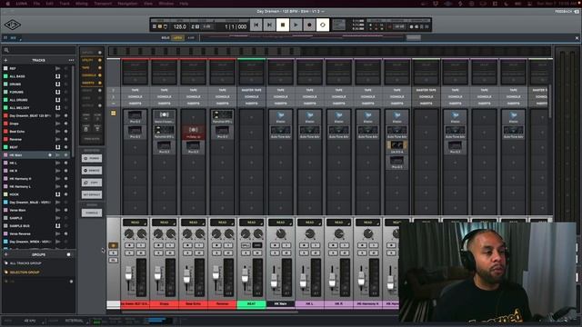MacBook Pro M1 Pro with UAD LUNA смотреть онлайн