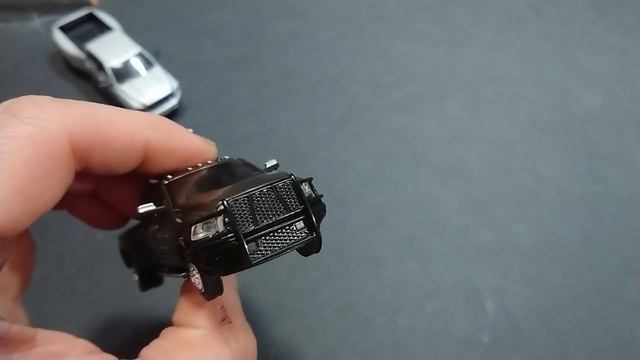 2017 RAM 3500 Laramie Dually From Greenlight's Hollywood Series 38