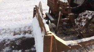 -Продаём цилиндра подъёма отвала на трактор дт-75