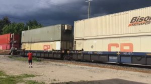￼UNION ￼￼ PACIFIC  CP train 118 9840 leading