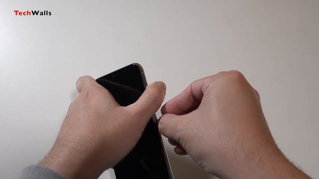 Apple iPhone X A1865 Unboxing and Initial Setup смотреть онлайн
