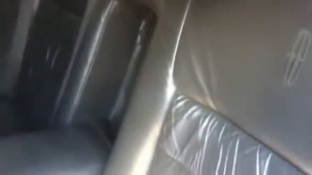 6-8 passenger Lincoln Town Car смотреть онлайн