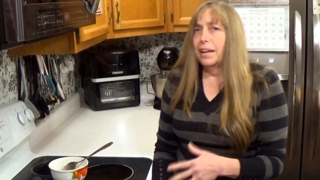 Southern Fried Apples - 100 Year Old Recipe - The Hillbilly Kitchen смотреть онлайн