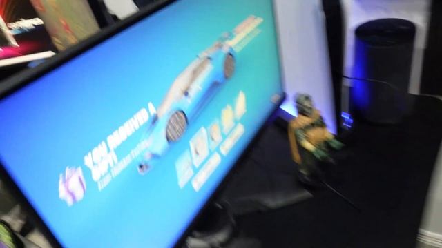 Gifting My 10 Year Old Kid A NEW LAMBORGHINI HURACAN Car NEW Fortnite Lamborghini Car Bundle смотреть онлайн