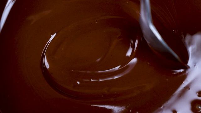 ЧТО ТАКОЕ ТЕМПЕРИРОВАНИЕ ШОКОЛАДА. Как открыть пекарню. Денис Машков. смотреть онлайн