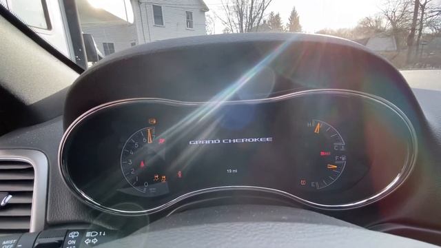 2021 Jeep Grand Cherokee Limited Startup смотреть онлайн