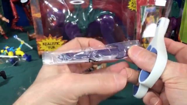 Evil-Lyn 200X origins, Fisto, and flocked Panthor review смотреть онлайн